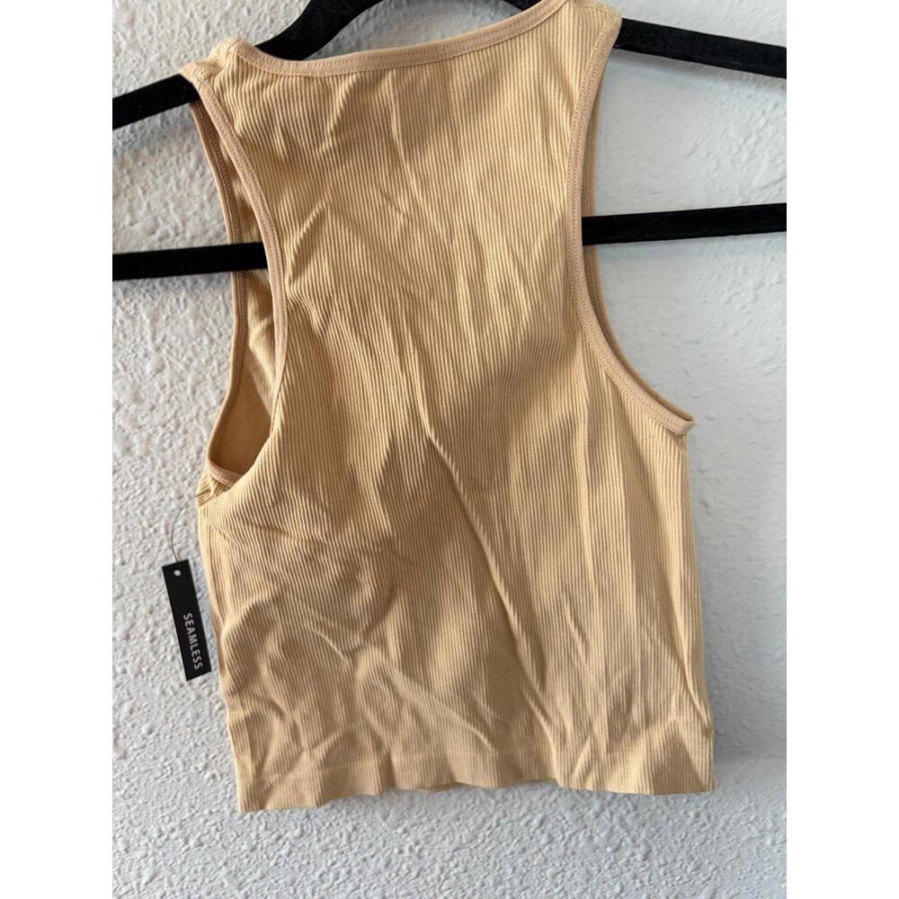 NWT One Step Up Seamless Ribbed Tank size S/M tan. - Picture 2 of 2